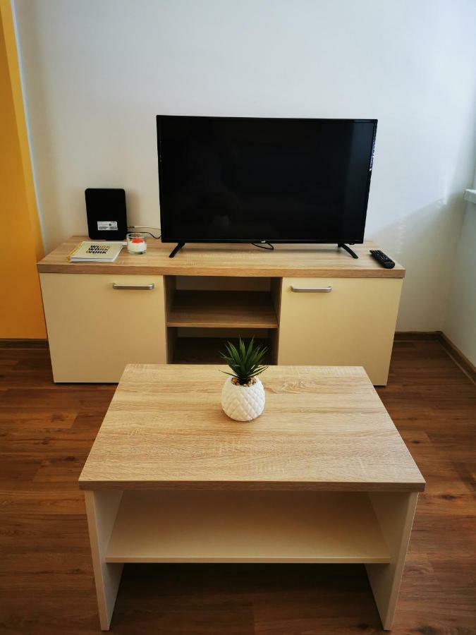 Apartmaji Tomsic Мойстрана Екстериор снимка
