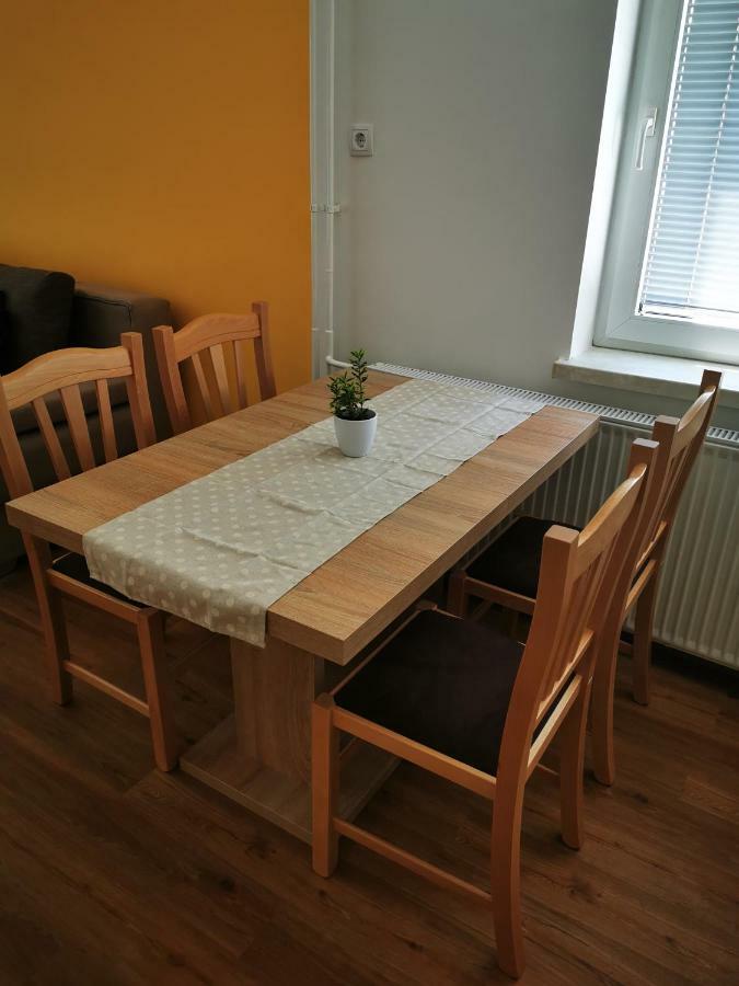 Apartmaji Tomsic Мойстрана Екстериор снимка