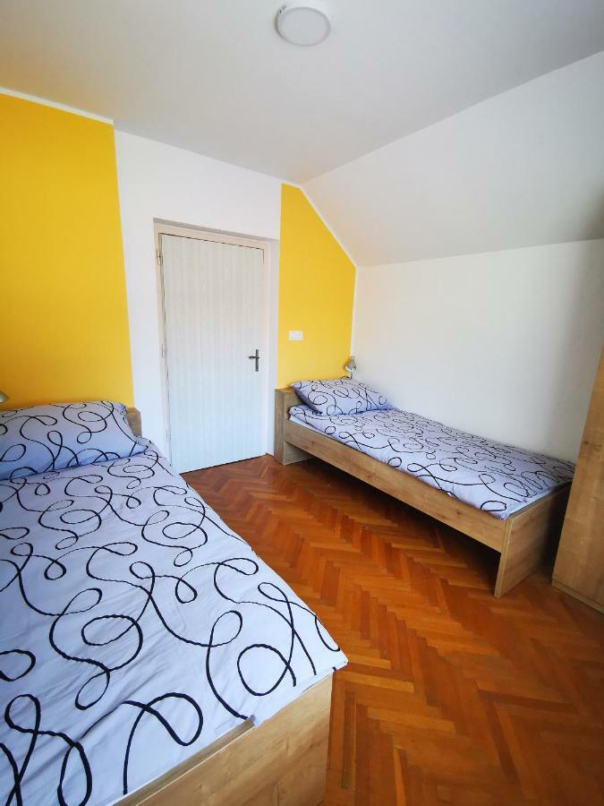 Apartmaji Tomsic Мойстрана Екстериор снимка